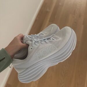 White bondi 8 hoka